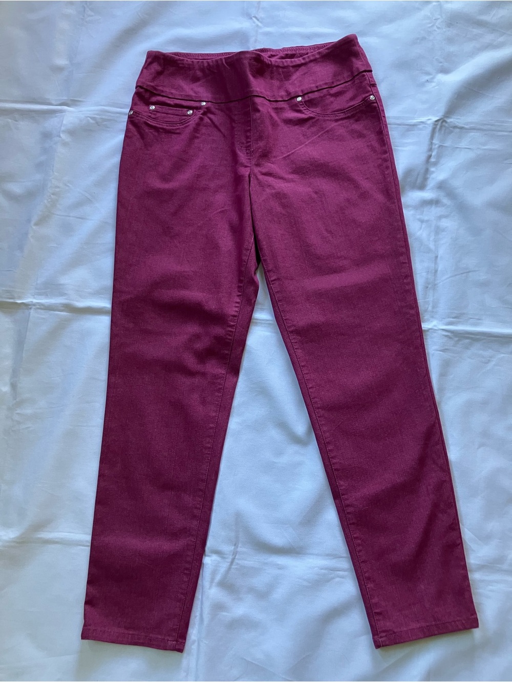 hearts of palm Women's Stretch Pull-On Jeans in Berry
